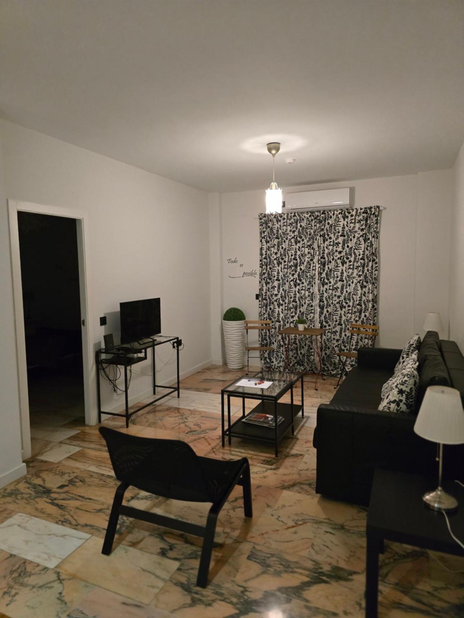 Lhome Sevilla Bagian luar foto