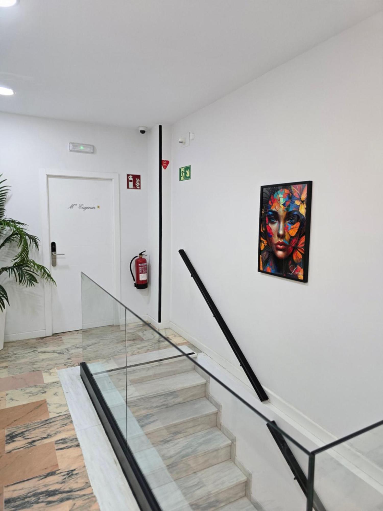 Lhome Sevilla Bagian luar foto