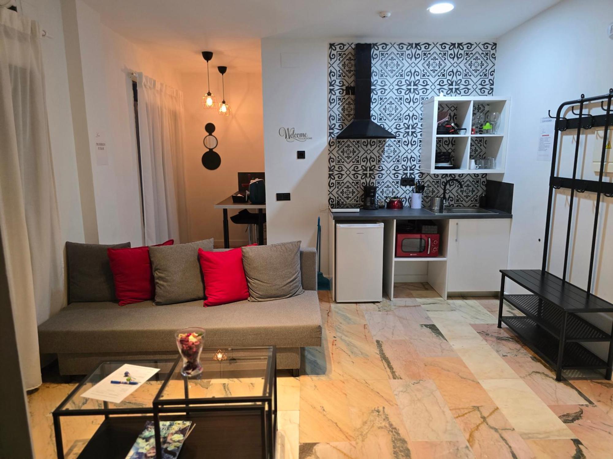 Lhome Sevilla Bagian luar foto