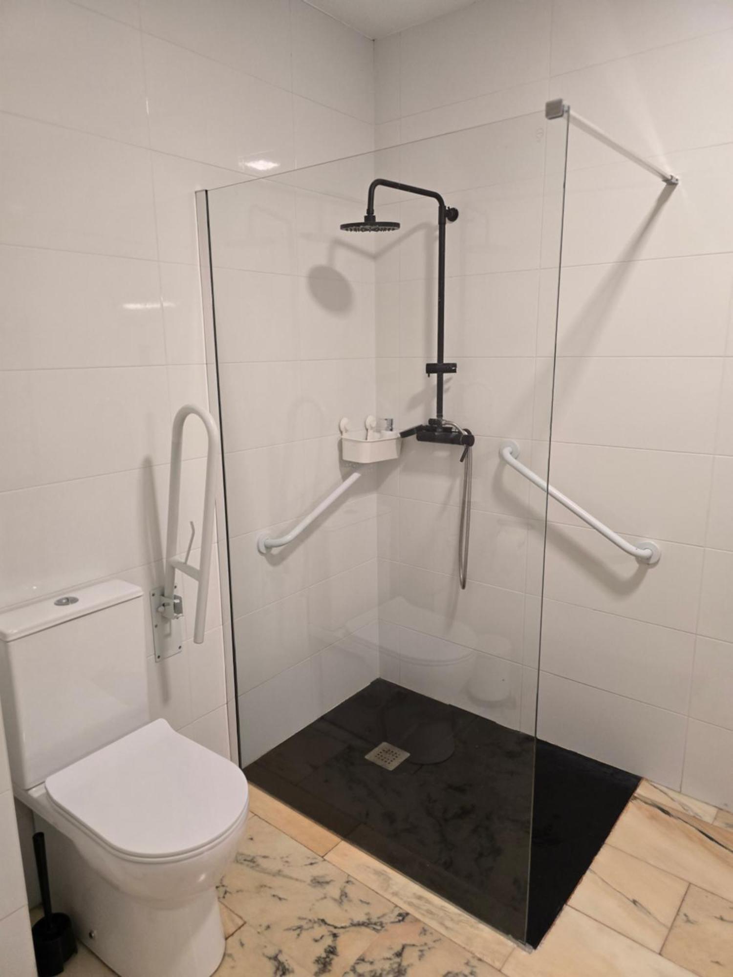 Lhome Sevilla Bagian luar foto