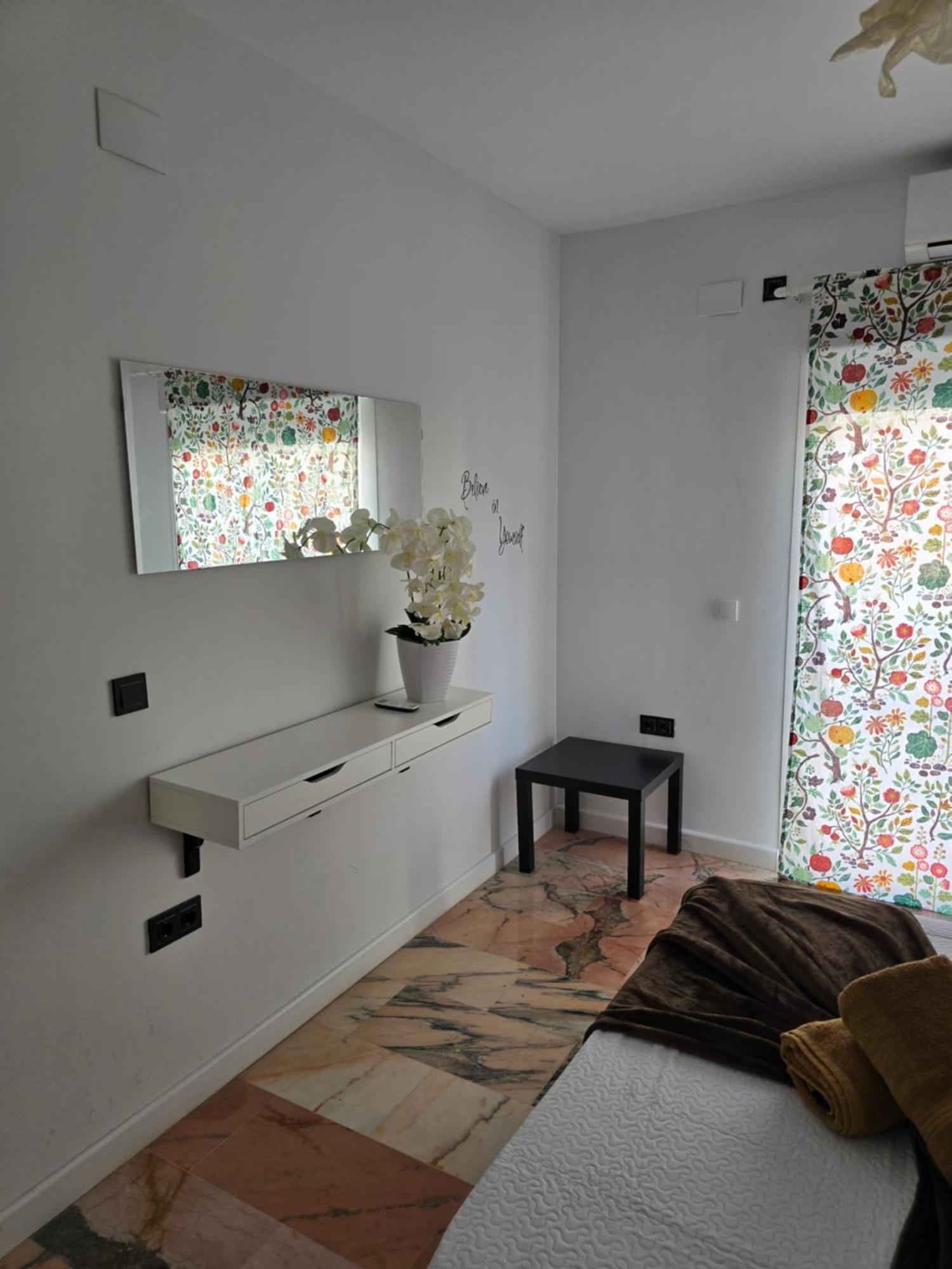 Lhome Sevilla Bagian luar foto