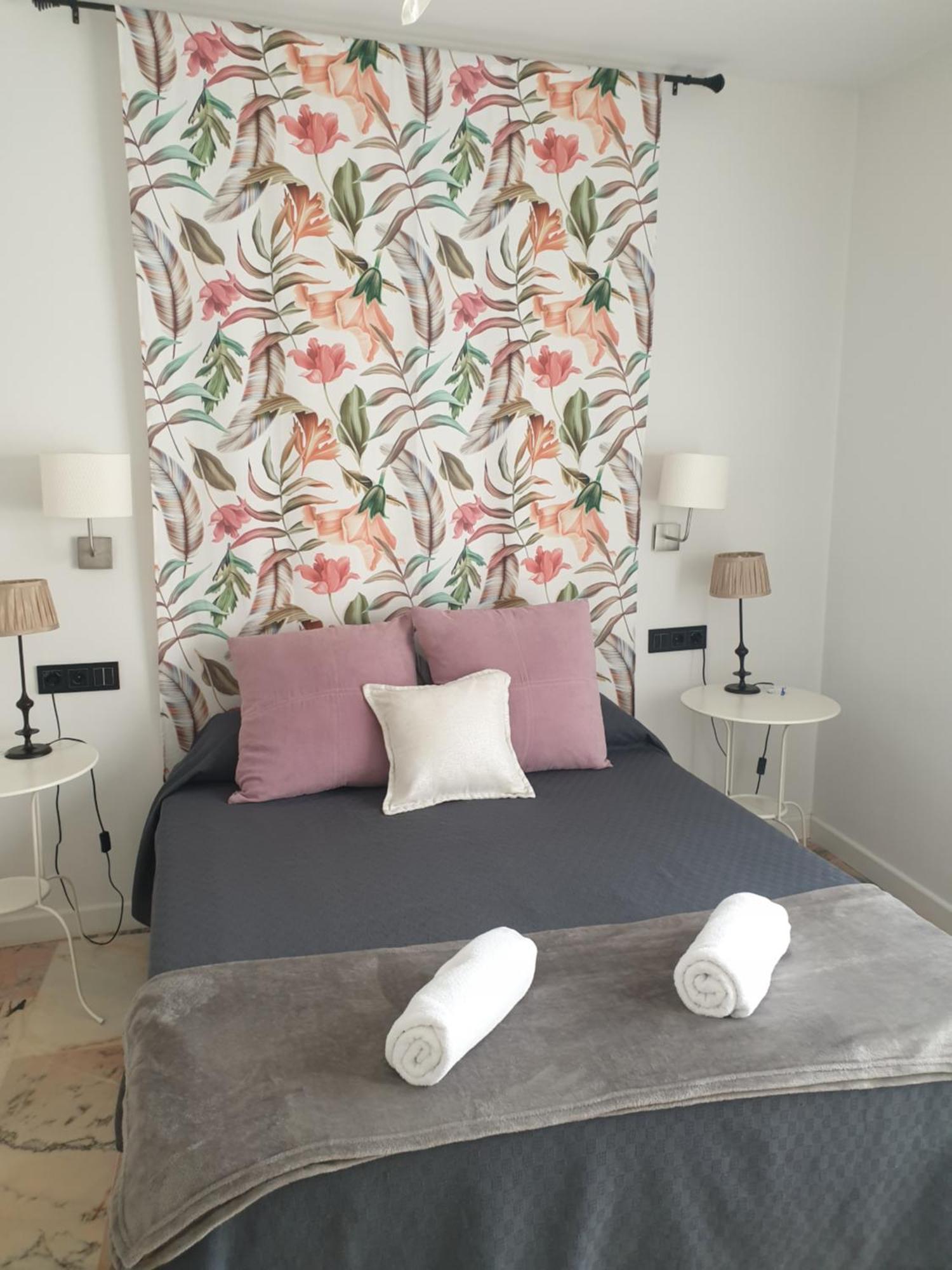 Lhome Sevilla Bagian luar foto